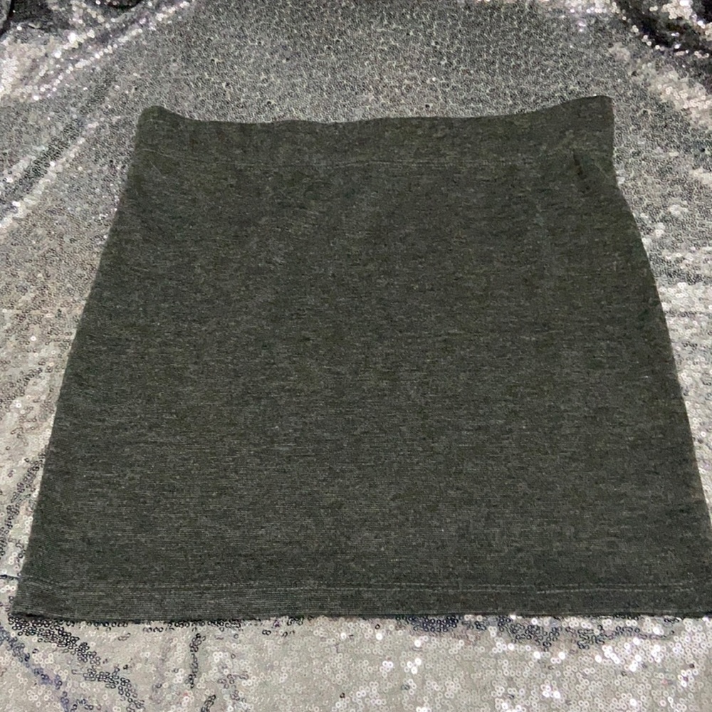 Girls Nollie Gray Pencil Skirt Size Large